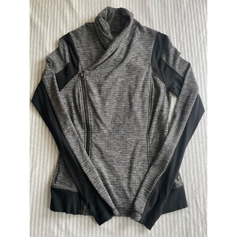 Lululemon Bhakti Gray Textured Knit Asymmetric Zip Up Jacket with Thumbholes